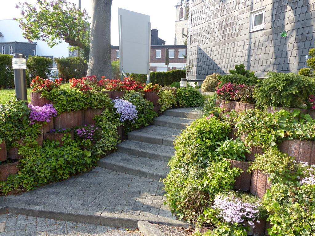 Hotel Theile garni Gummersbach Exterior foto